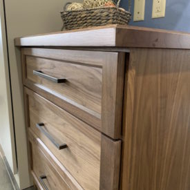 Chest of drawers